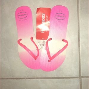 Havaianas slippers